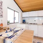 Gorgeous In Appartement