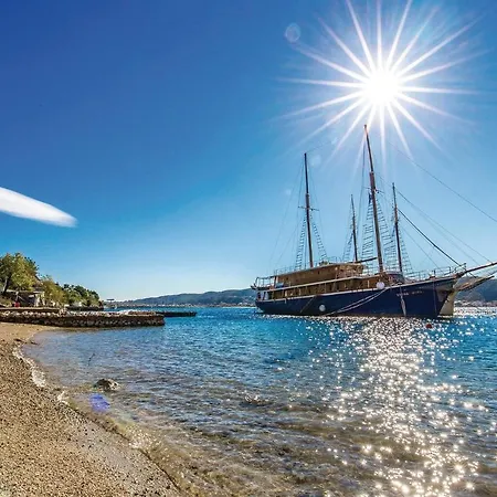 Gorgeous In With Wifi Apartment Supetarska Draga